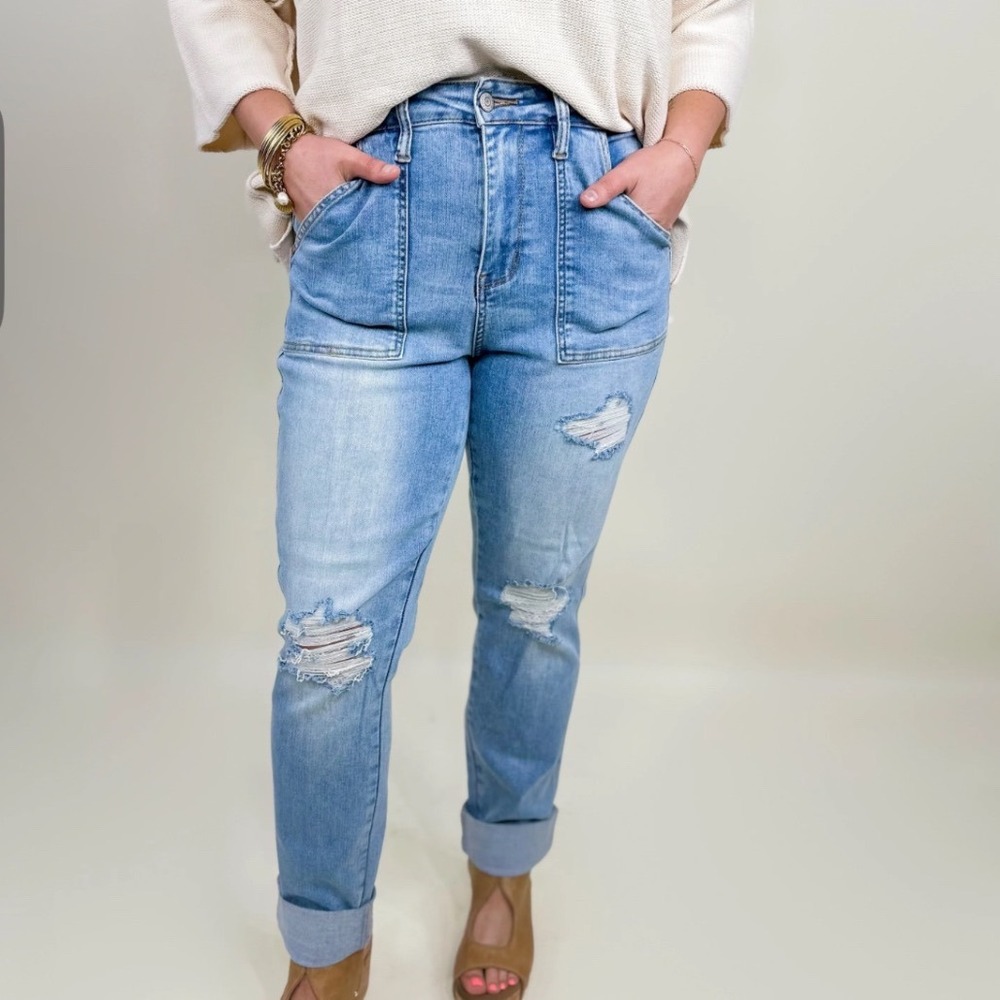 Judy Blue | Light Blue Boyfriend Fit‎ Distressed Blue Denim Jeans, Size 5/27
